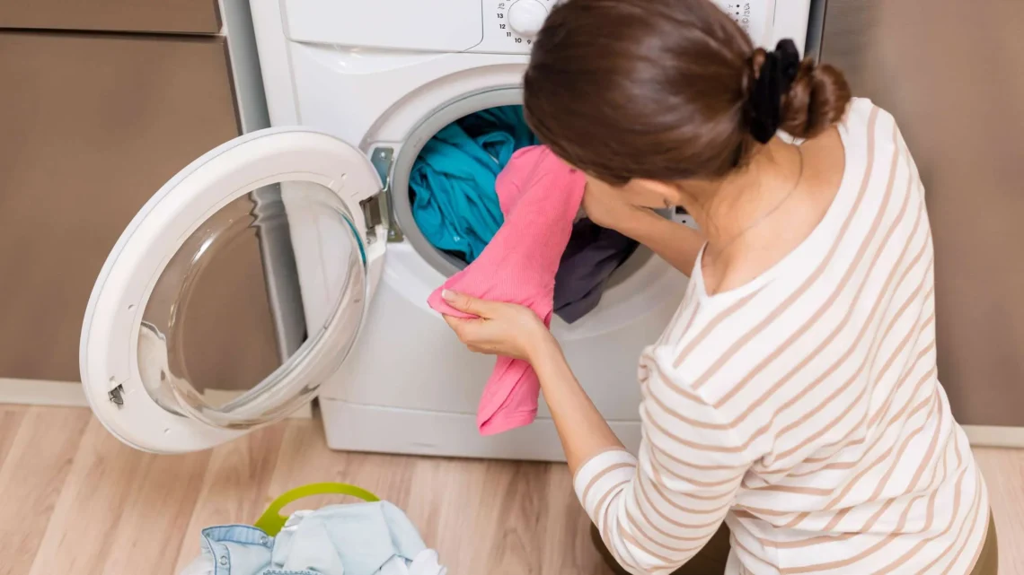 Muffige Wäsche Geruch Entfernen Die effektivsten Methoden für frische Kleidung ohne Chemie1